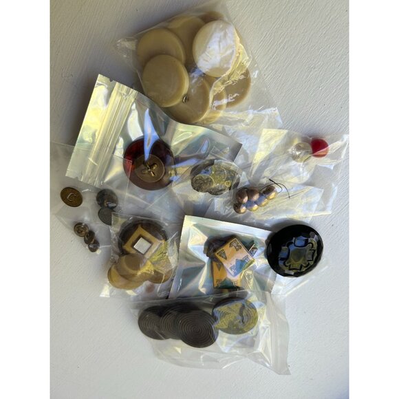 Mixed Button Drawer Misc - Lot Multiple Colors, Sizes, Metal, Plastic, Crystals, - Picture 2 of 7